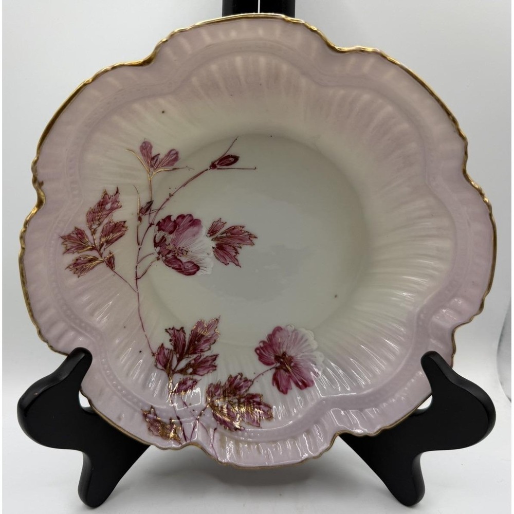 Vintage Pink Floral Porcelain Bowl Gold Trim Scalloped Edge 7.5"‎ Dish